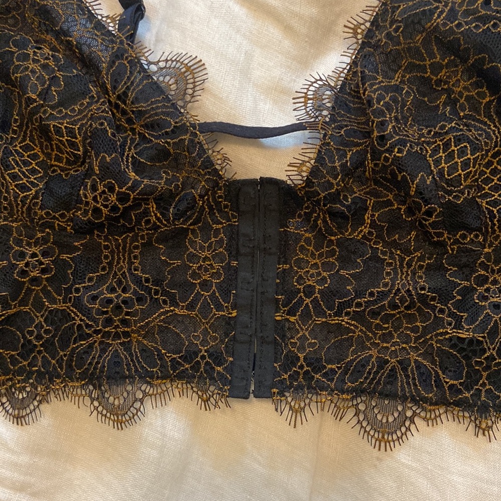 Free People Front Closure Lace Longline Bralette in Black/Gold Size Small - Picture 3 of 4